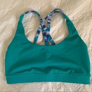 Lululemon sports bra